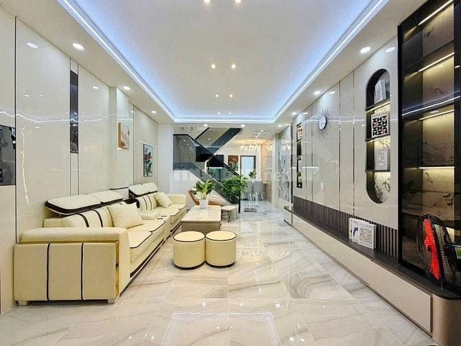 Ra nhanh nhà Phan Văn Trị, P.2, Q.5, (54,5m2), giá chỉ 2,85 tỷ, sổ sẵn