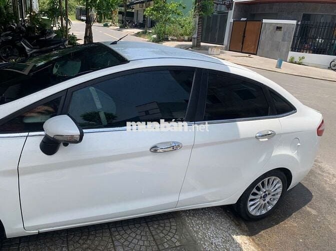 Ford Fiesta 2016 Titanium 1.5 AT - 10000 km