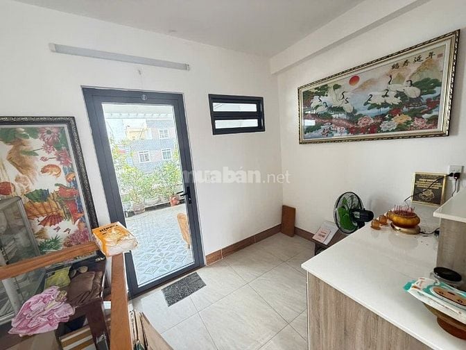 🏡🏡Vị trí cực đẹp nằm trên tuyến đường lê văn sỹ,hẻm xe hơi tới nhà.