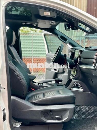 Ford Everest 2022 Titanium Plus 2.0L 4x4 AT