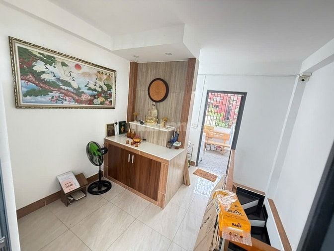 🏡🏡Vị trí cực đẹp nằm trên tuyến đường lê văn sỹ,hẻm xe hơi tới nhà.