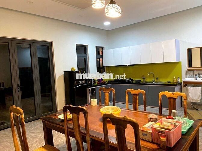 VỀ SÀI GÒN-BÁN BIỆT THỰ VƯỜN MT QL14-4PN 4WC-NỘI THẤT FULL-GẦN SÂN BAY