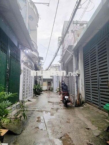 bán nhà C4 hẻm 3.5m. 4.1 x 17. công nhận đủ. chỉ 4.63tỷ