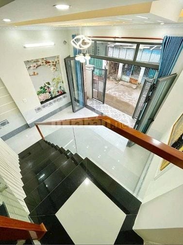Bán nhà đáo hạn gấp căn Đỗ Thị Lời P11, Q3, 57m², hẻm 7m,giá 2,3 tỷ