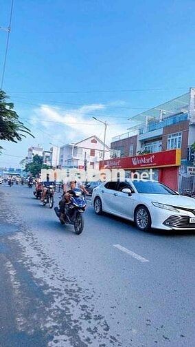 Cho Thuê Nhà Mặt Tiền Trần Hoàng Na, 2 Lầu, Giá 13tr/ Tháng