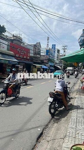 Mặt bằng đẹp ngay chợ Nguyễn văn quá, 30m2, 7tr