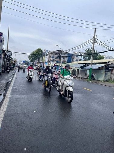 Cần bán 1 căn nhà ( Đang cho thuê)(Hẻm xe hơi)diện tích khủng được 63m
