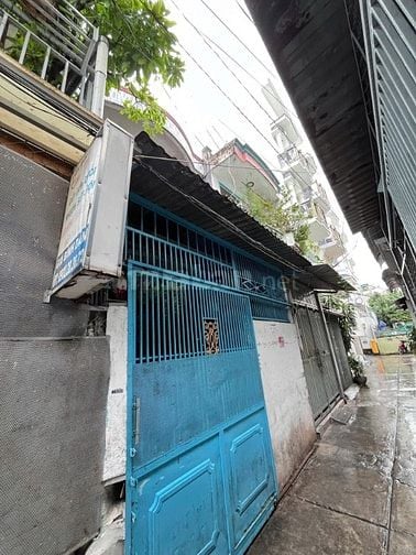 Cần bán 1 căn nhà ( Đang cho thuê)(Hẻm xe hơi)diện tích khủng được 63m