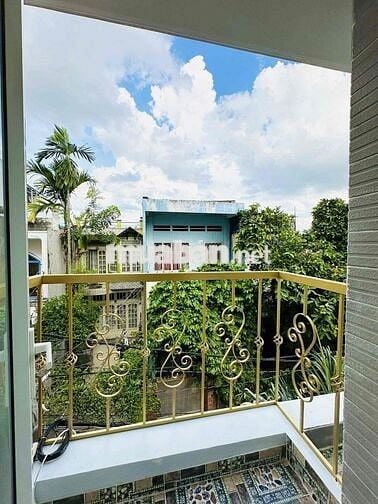 CĂN HỘ FULL NỘI THẤT BAN CÔNG THOÁNG GẦN PHẠM VĂN ĐỒNG