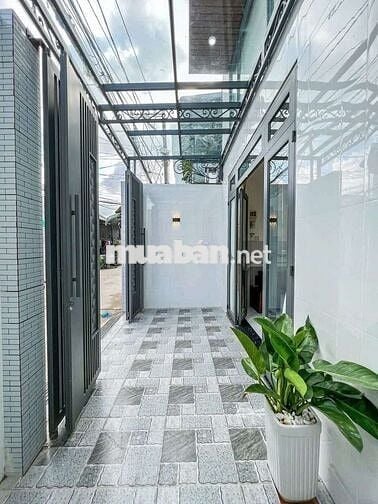 Bán nhà cấp 4 gác lửng SHR, dt 100m2 thuộc kdc Gia Hoà giá 760triệu
