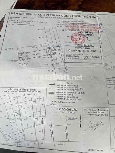 nhà đúc lửngsổ H chung 2 căn 1 sổ. hẻm 4 m có phòng ngủ dưới trệt.