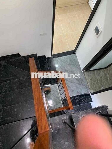 Dưới 2 tỷ có nhà mới BTCT Định Công Hạ-oto 40m-NT đồng bộ-26m*3T;MT4m: