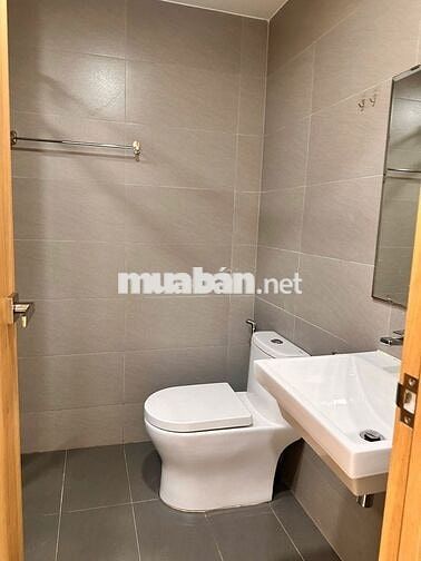 Cho thuê căn hộ 3PN  cao cấp khu Emerlad - Celadon City . Ở được Liền
