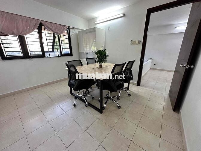 Mặt bằng MT Phạm Văn Đồng, 2 tầng, 3 phòng ngủ, bếp, 2 máy lạnh, đậu ô