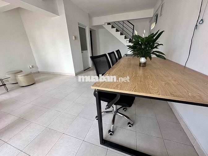 Mặt bằng MT Phạm Văn Đồng, 2 tầng, 3 phòng ngủ, bếp, 2 máy lạnh, đậu ô