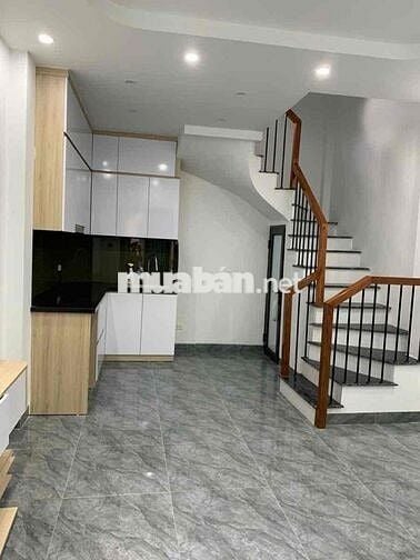 Dưới 2 tỷ có nhà mới BTCT Định Công Hạ-oto 40m-NT đồng bộ-26m*3T;MT4m:
