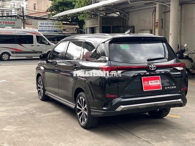 Veloz Cross 2024-Xe gia đình còn bảo hành đến 2030