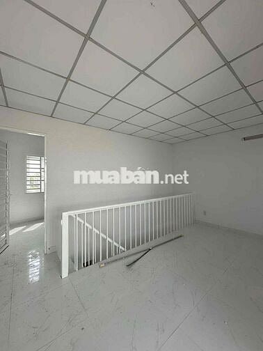 NHÀ HẺM XE MÁY 650TR GIÁ ĐÚNG 100% KẾ CẦU LỚN HÓC MÔN KDC ĐÔNG ĐÚC