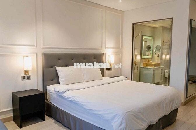 cần bán căn góc 2 ngủ, tại khách sạn 5* godenbay