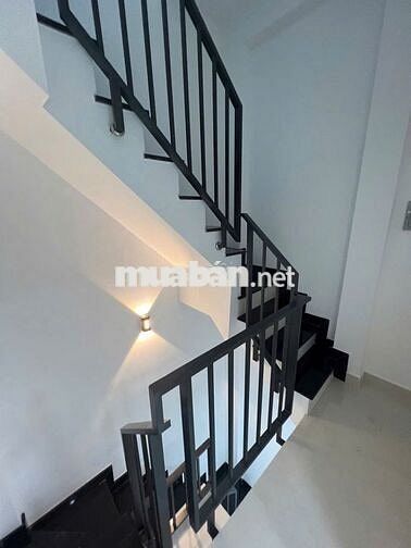 Gấp Chốt Ngay 🔥  Hẻm xe hơi 6M 🔥  Lý Thái Tổ - Quận 10 - 3 TẦNG BTCT