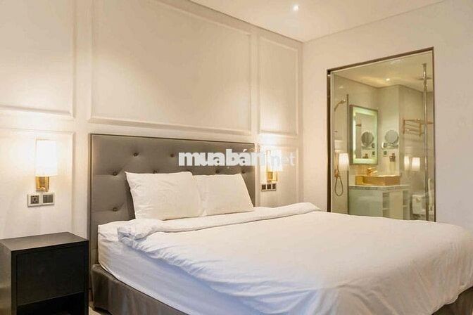 cần bán căn góc 2 ngủ, tại khách sạn 5* godenbay