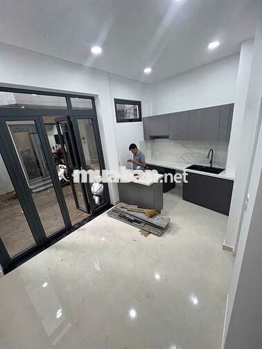 Gấp Chốt Ngay 🔥  Hẻm xe hơi 6M 🔥  Lý Thái Tổ - Quận 10 - 3 TẦNG BTCT