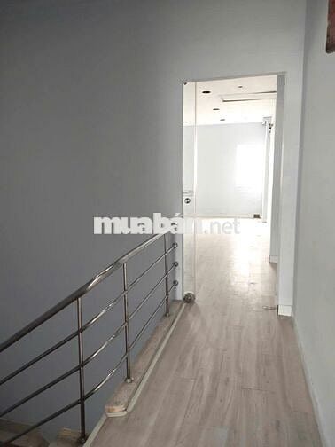 Cho Thuê Nhà Đường Bàn Cờ, Quận 3 ( 3 Lầu Suốt, 4WC, MBKD - 4x22m )