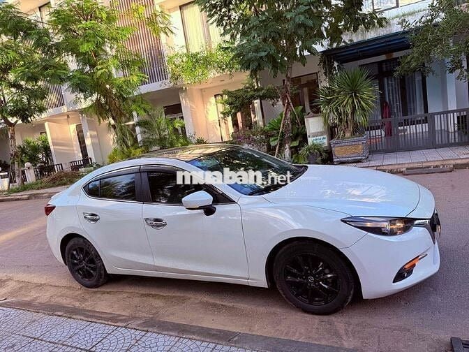Mazda 3 2019 1.5L Premium - 67000 km