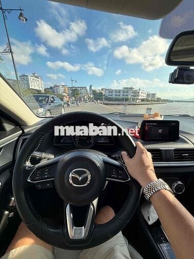Mazda 3 2019 1.5L Premium - 67000 km