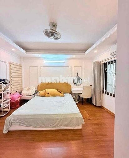 Bán nhà Trương Định, oto đỗ cửa, 10m ra mặt phố, Sđcc