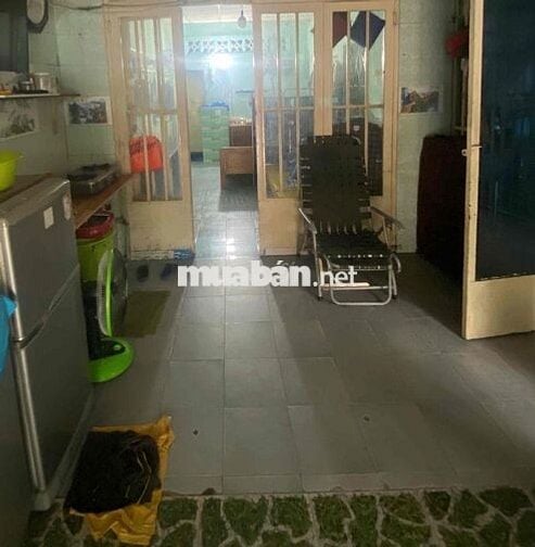 Bán nhà mặt tiền đường Lê Thị Hoa