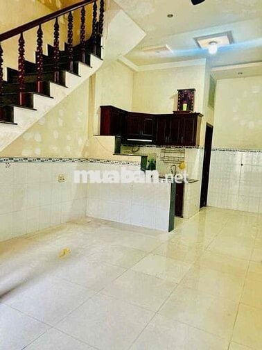 Cho thuê nhà ngay vòng xoay Cầu Bình Lợi,/Phạm văn đồng,p.HBC 7,5tr TL