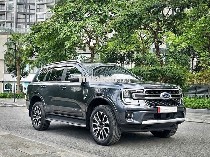 Ford Everest 2025 Titanium Plus 2.0L 4x4 AT - 4000