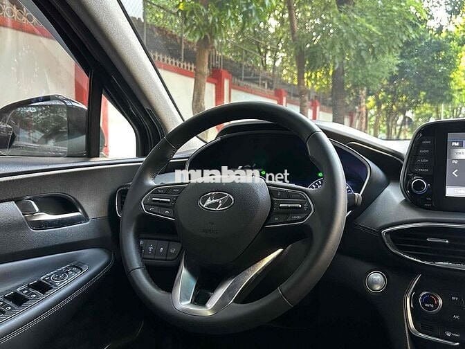 Hyundai Santafe 2.2D tiêu chuẩn sx 2021 siêu đẹp
