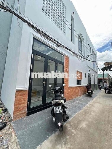 CC cần bán căn nhà Hẽm 311 đường nguyễn văn cừ An hoà củ