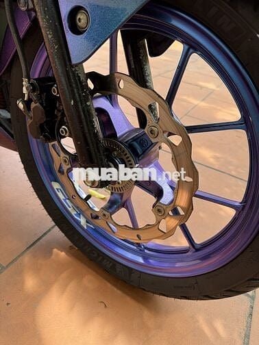 Bán xe Suzuki gsx r150 xanh đổi màu