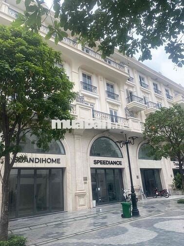 ❤️cơ hội vàng ➡️Chính Chủ bán Nhà  tiền đường 39-KDT Vạn Phúc. 🔹 D