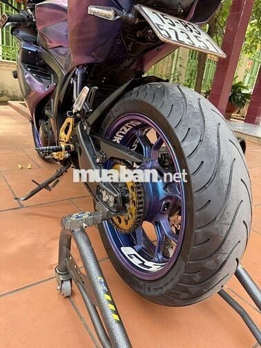 Bán xe Suzuki gsx r150 xanh đổi màu