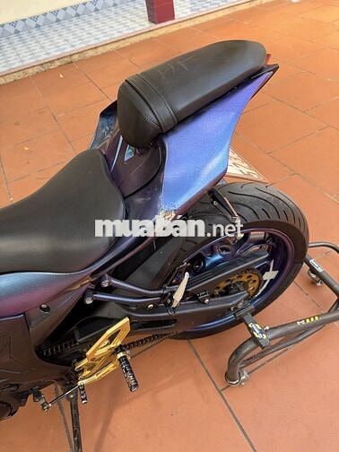 Bán xe Suzuki gsx r150 xanh đổi màu