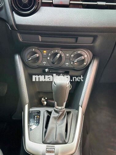 Mazda 2 2025 1.5 AT - 6000 km