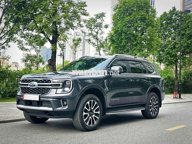 Ford Everest 2025 Titanium Plus 2.0L 4x4 AT - 4000