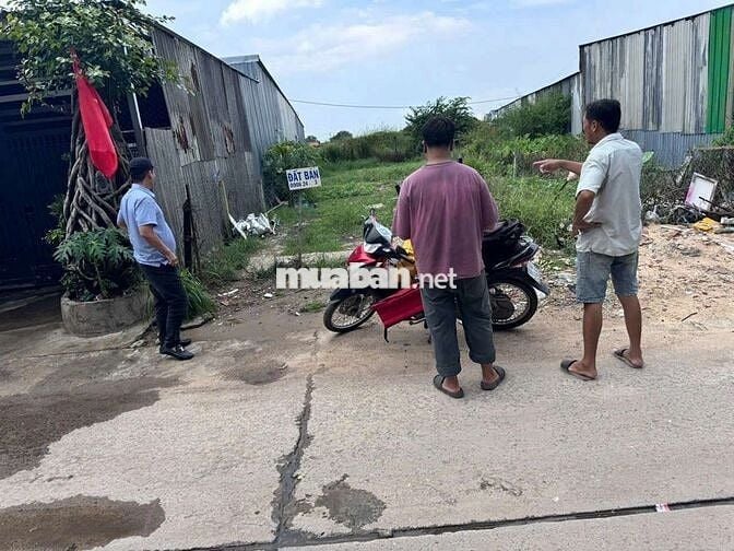ĐẤT SỔ ĐỎ RIÊNG MẶT TIỀN THÔNG , TIỆN LÀM KHO XƯỞNG , NHÀ VƯỜN....