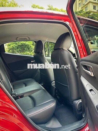 Mazda 2 2025 1.5 AT - 6000 km