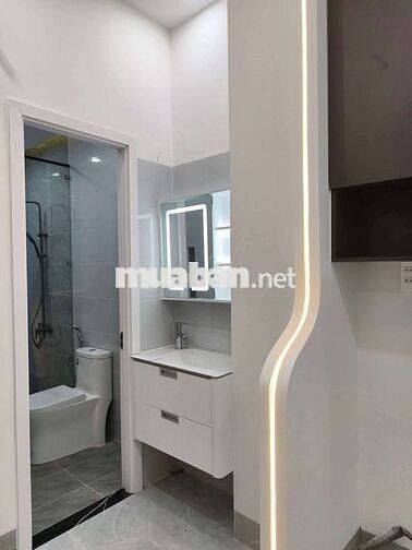 Ô TÔ ĐẬU TRƯỚC NHÀ - VỊ TRÍ ĐẸP LẮM GẦN KDC HỒNG PHÁT