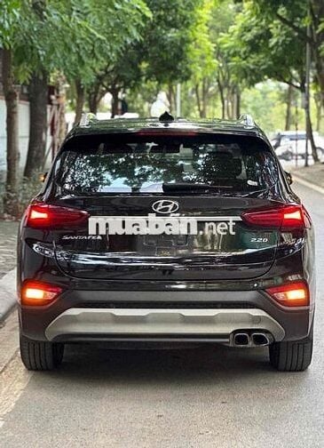 Hyundai Santafe 2.2D tiêu chuẩn sx 2021 siêu đẹp