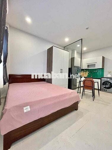 Phòng full nội thất siêu tiện nghi ib gấp ạ