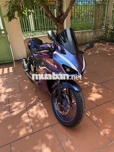 Bán xe Suzuki gsx r150 xanh đổi màu