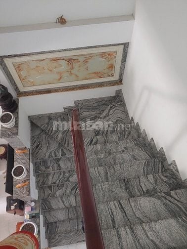 Nhà 1trệt 1 lầu 4x18 mặt tiền sát bên chợ KDC Phú Sinh