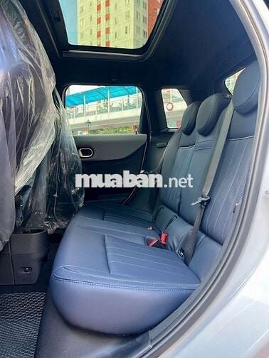 Mini Cooper S 5 Door, thơm mùi mới, đi đúng 143 km