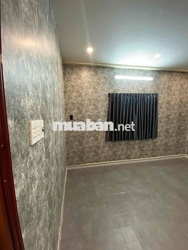 Cho thuê phòng trọ 15m² có máy lạnh, dán tường đẹp – Nguyễn Trọng Tuyể